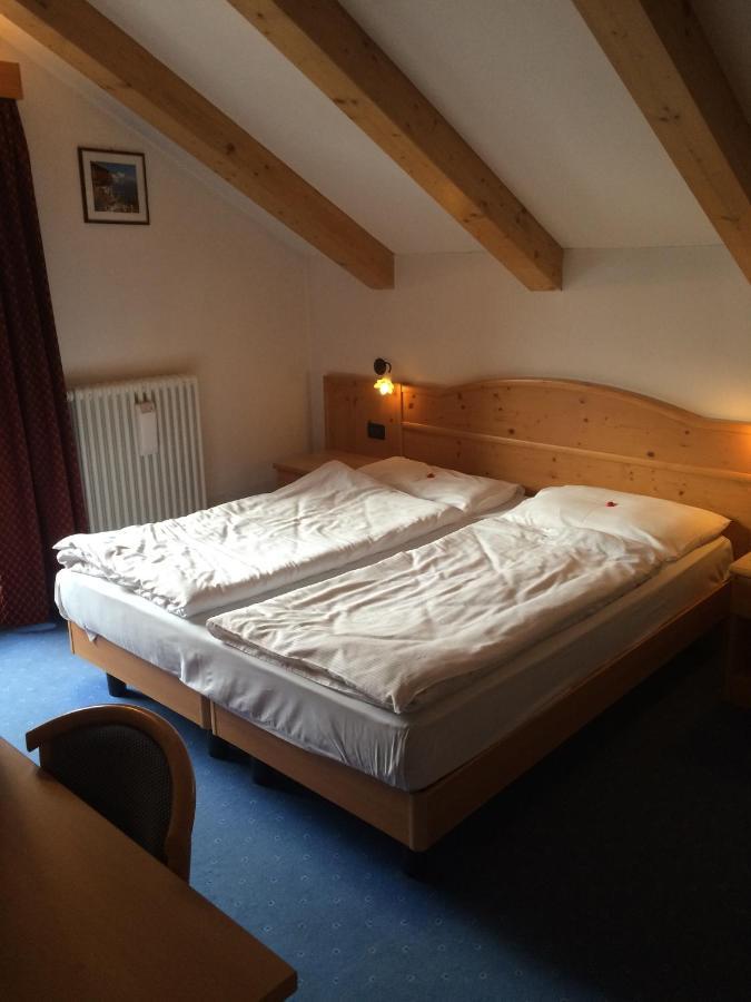 Hotel El Geiger Pozza di Fassa Zewnętrze zdjęcie