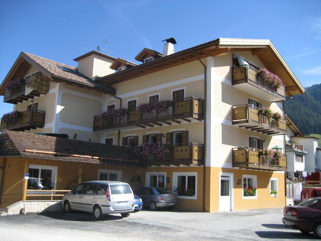Hotel El Geiger Pozza di Fassa Zewnętrze zdjęcie