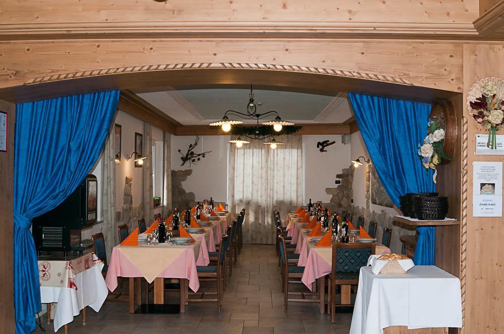 Hotel El Geiger Pozza di Fassa Zewnętrze zdjęcie