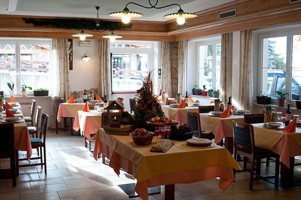 Hotel El Geiger Pozza di Fassa Zewnętrze zdjęcie